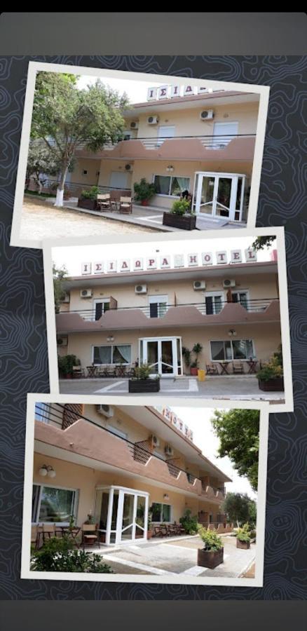 Hotel Isidora Lutrósz Kültér fotó