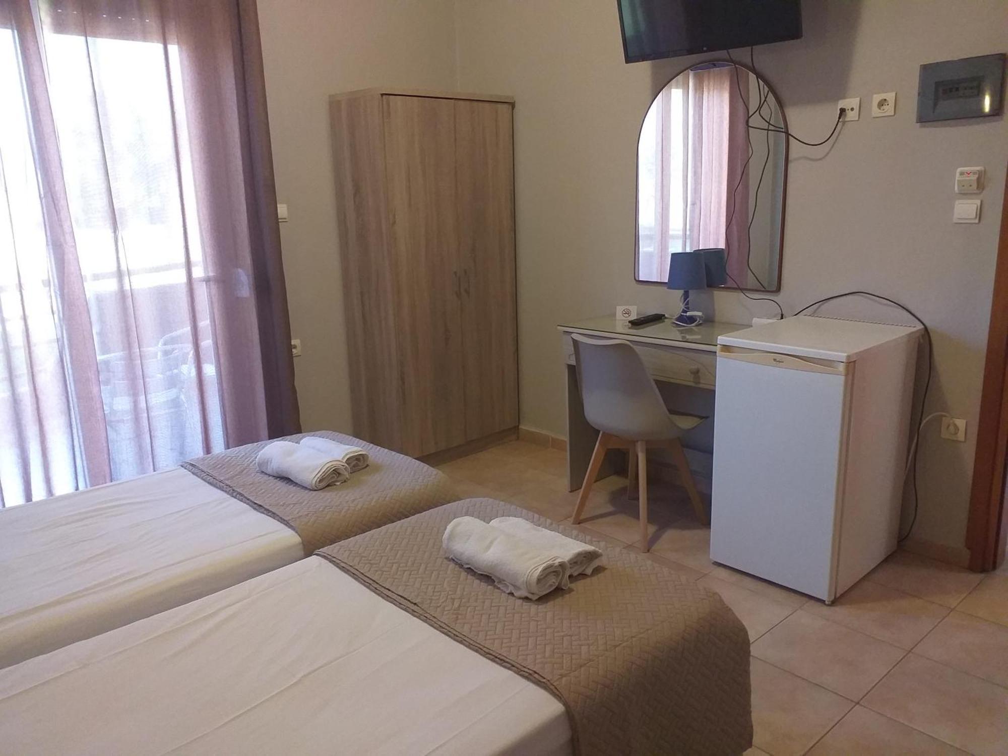 Hotel Isidora Lutrósz Kültér fotó