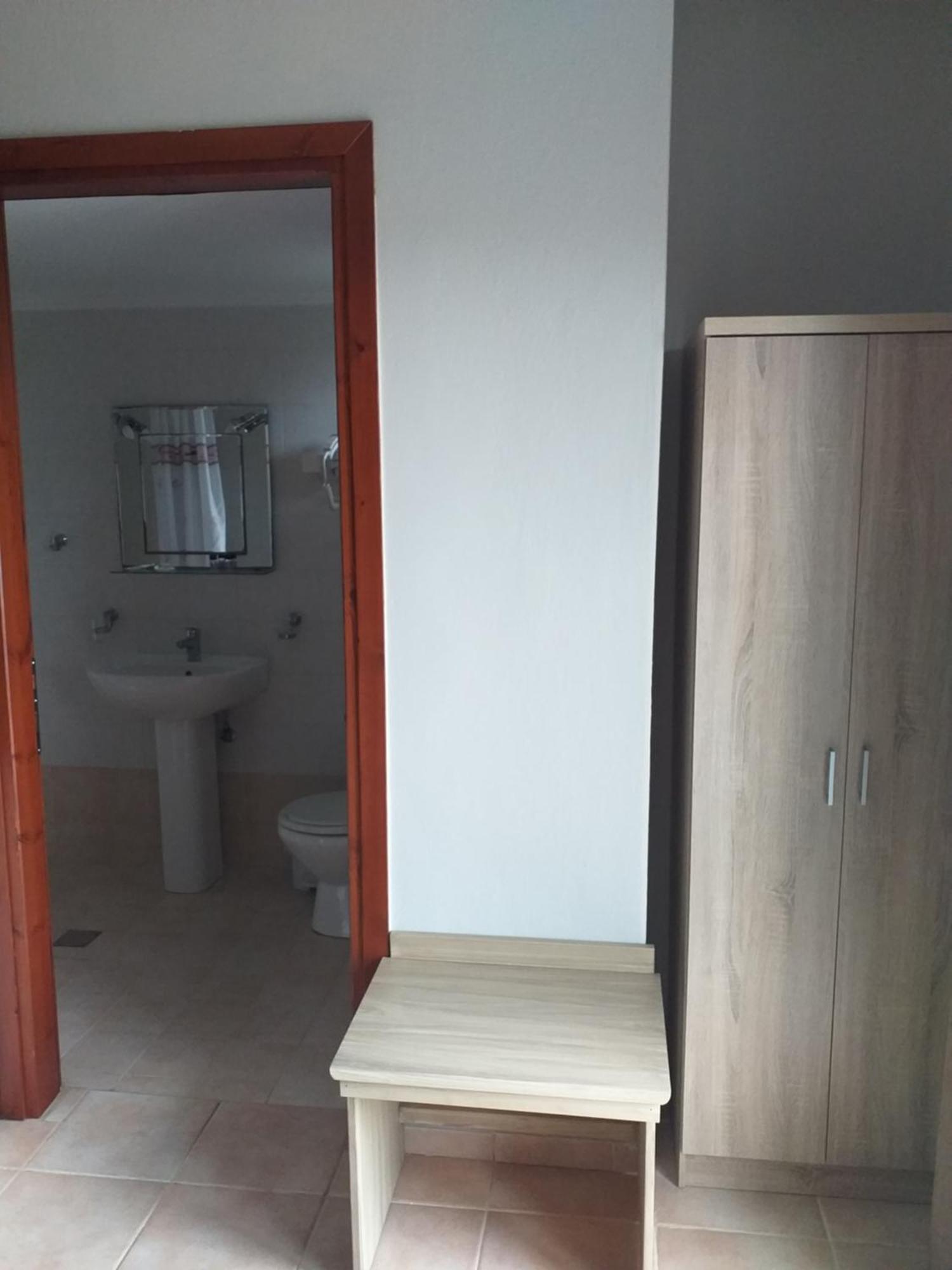 Hotel Isidora Lutrósz Kültér fotó