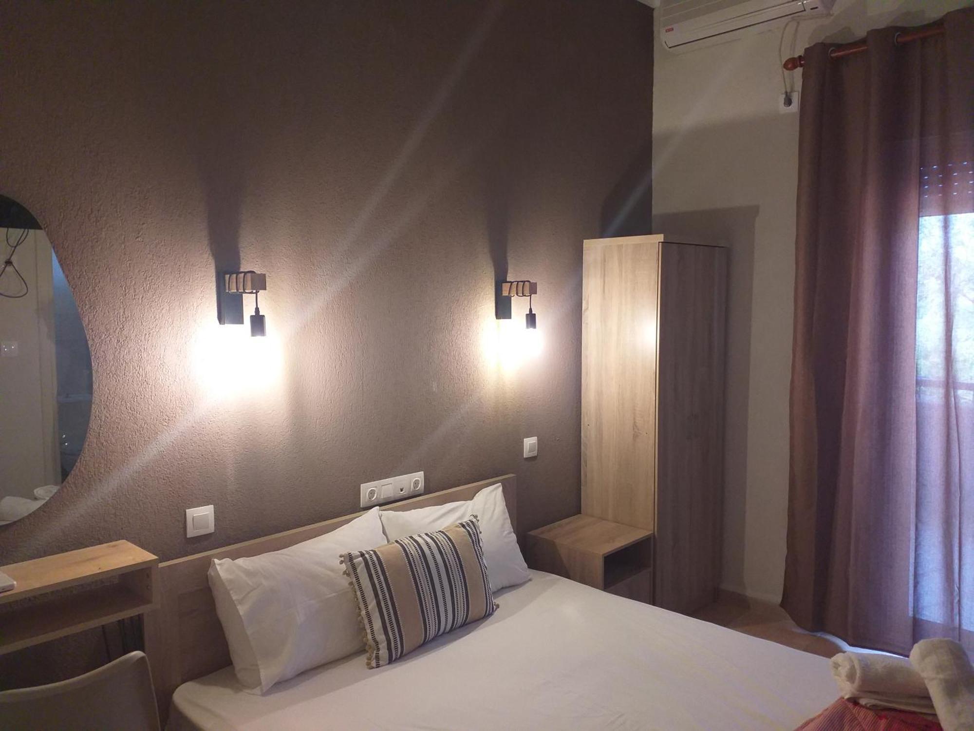 Hotel Isidora Lutrósz Kültér fotó