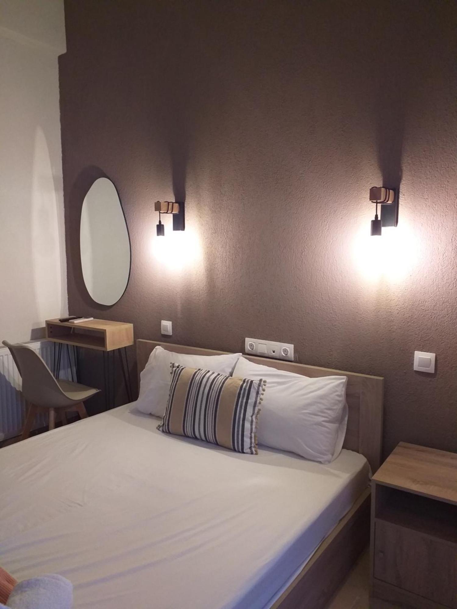 Hotel Isidora Lutrósz Kültér fotó