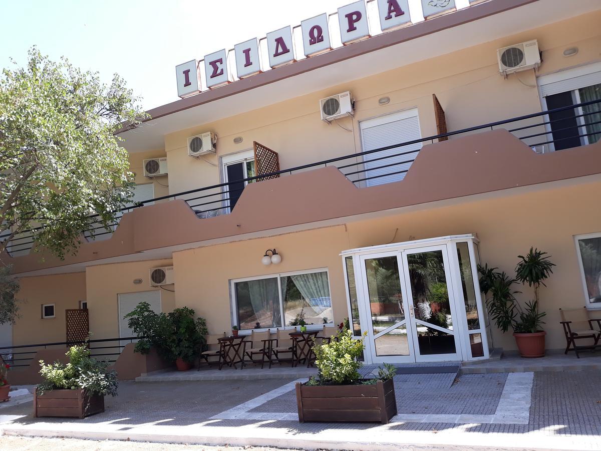 Hotel Isidora Lutrósz Kültér fotó